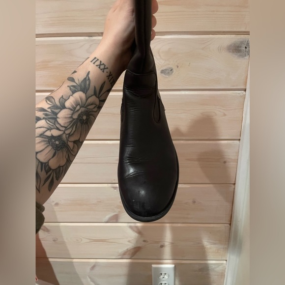 GREAT CONDITION - B.O.C. TALL BLACK LEATHER RIDING BOOTS - SIZE 6.5 - Picture 9 of 14